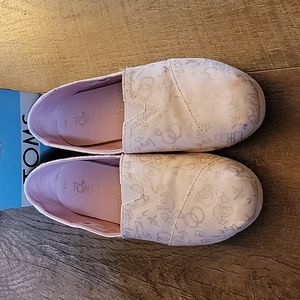 Toms wedding day shoes